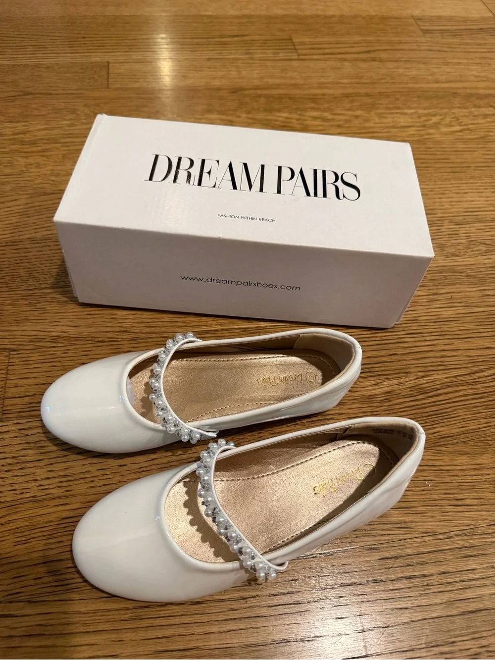 Dream Pairs White Pearl-Trim Mary Jane Flats